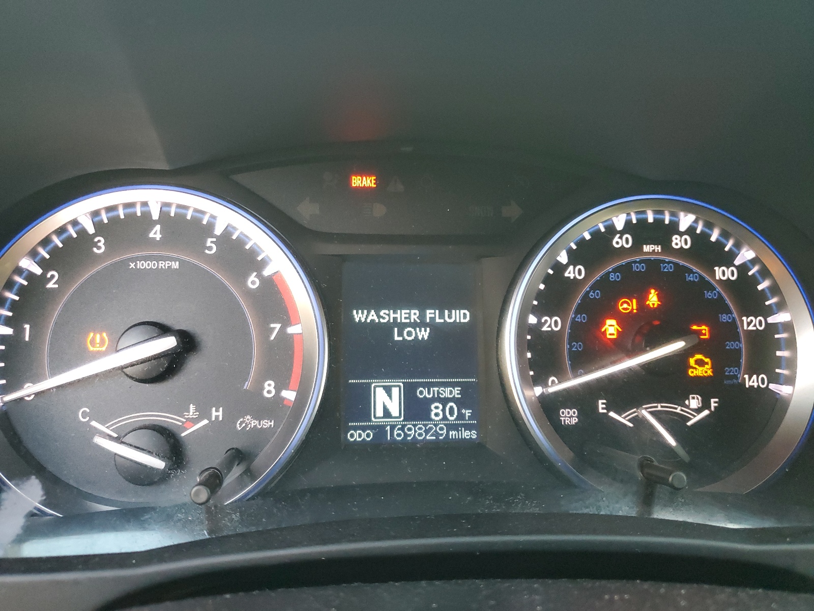 5TDZARFH7GS022106 2016 Toyota Highlander Le