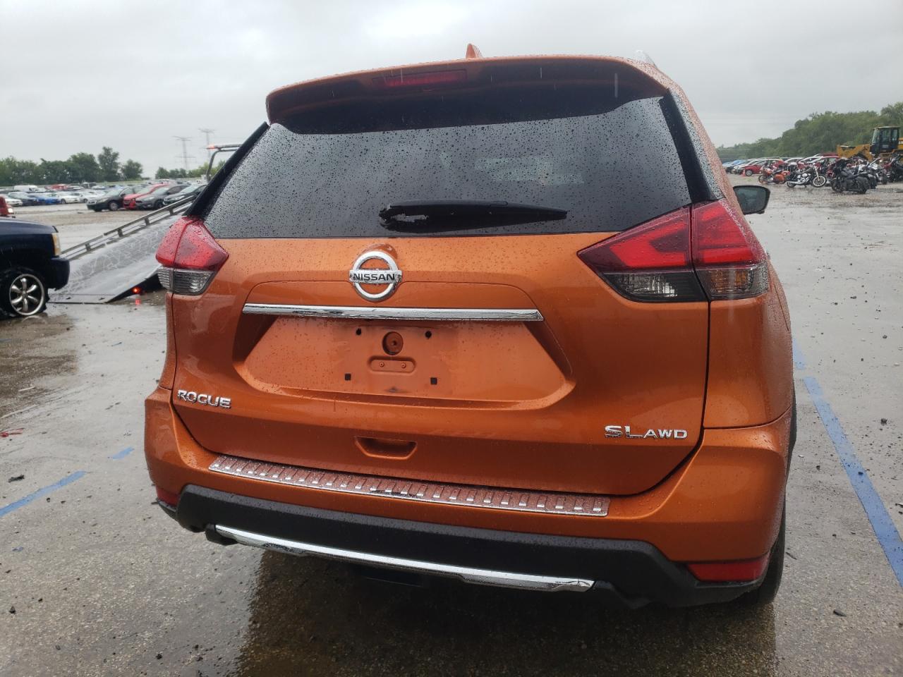 2017 Nissan Rogue Sv VIN: 5N1AT2MV3HC738796 Lot: 62231144