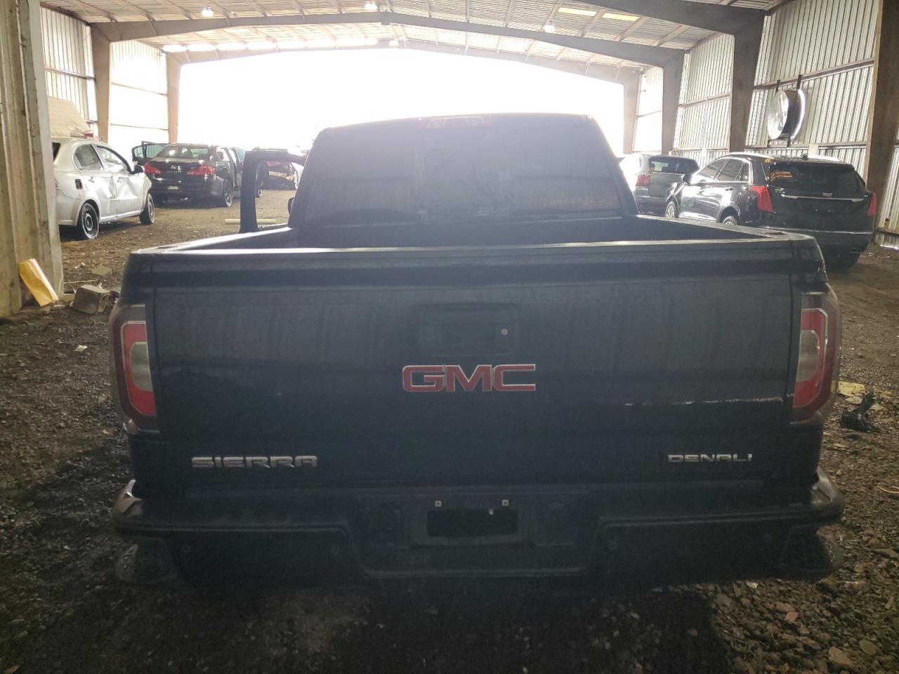 3GTP1PEJ3JG121690 2018 GMC Sierra C1500 Denali