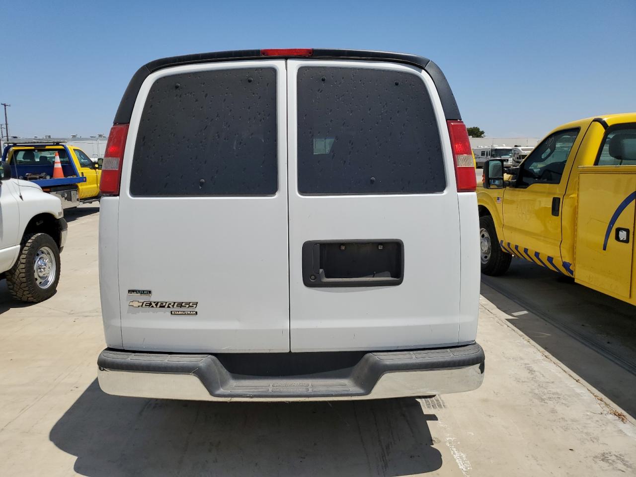 1GAZG1FG8B1152580 2011 Chevrolet Express G3500 Lt