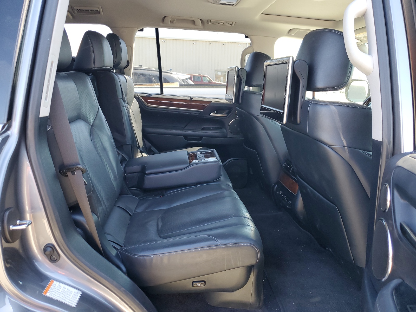 JTJHY7AX0J4254556 2018 Lexus Lx 570