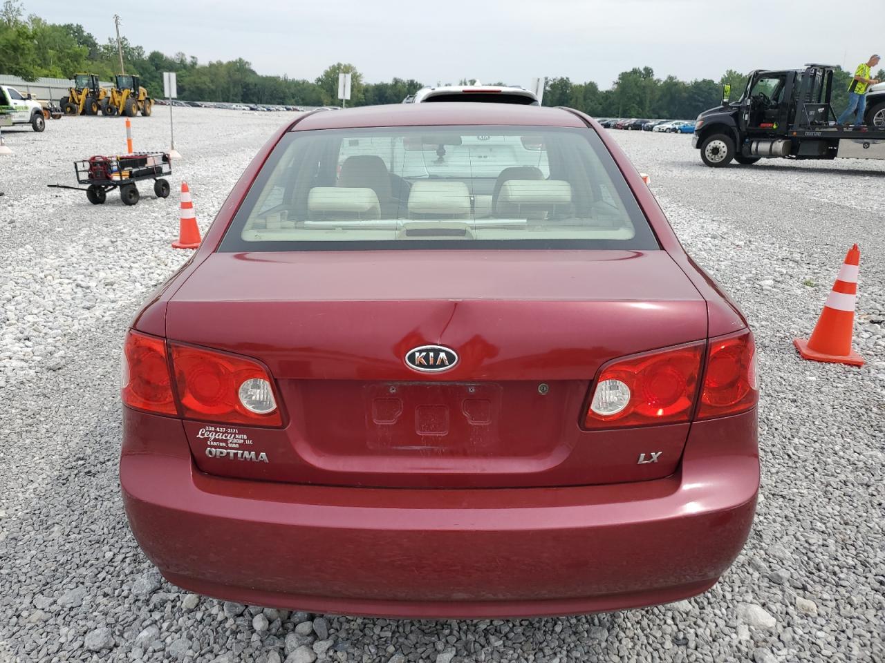 2006 Kia Optima Lx VIN: KNAGE123265068614 Lot: 61839684