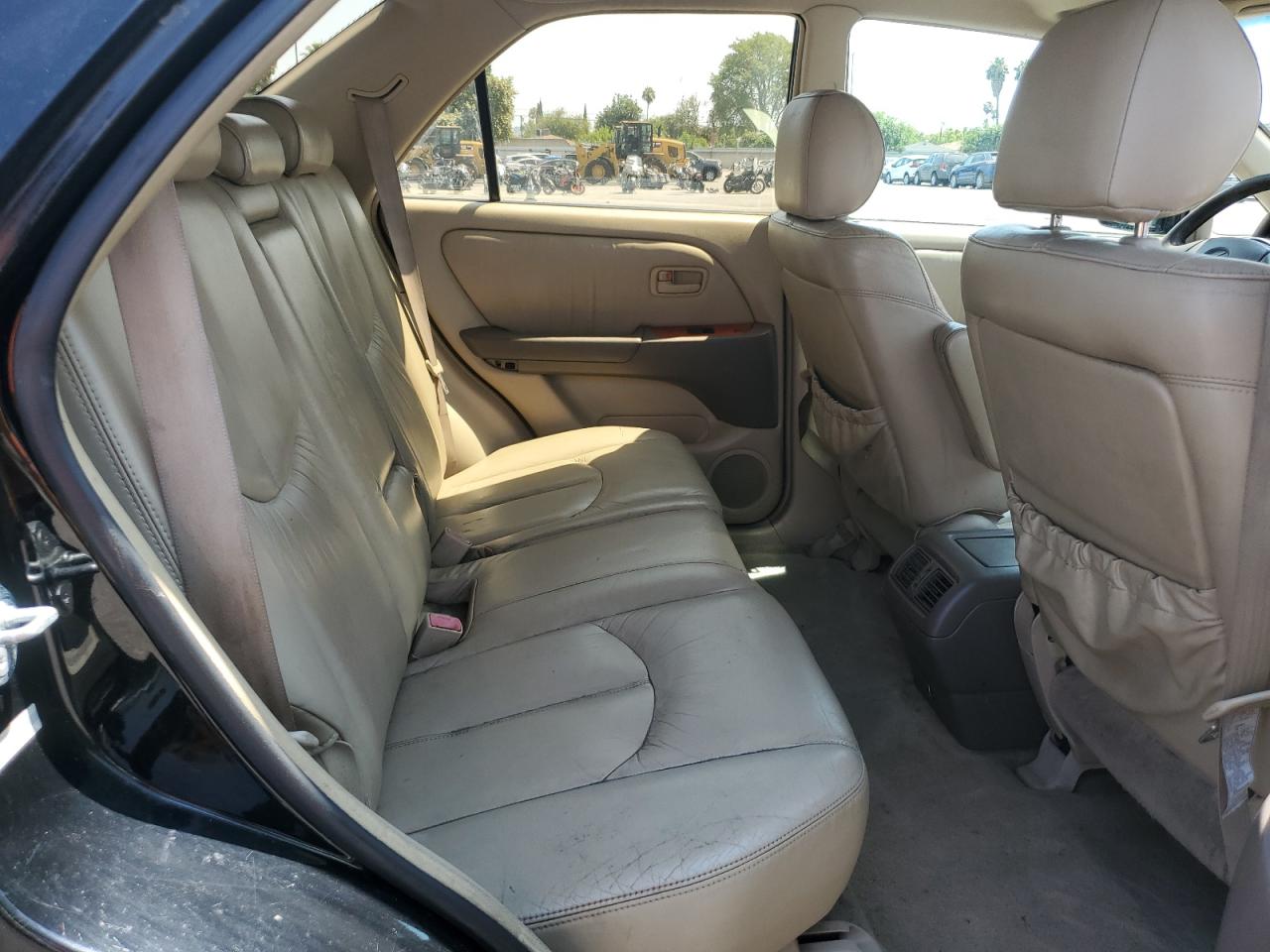 2000 Lexus Rx 300 VIN: JT6HF10U9Y0157197 Lot: 64751124