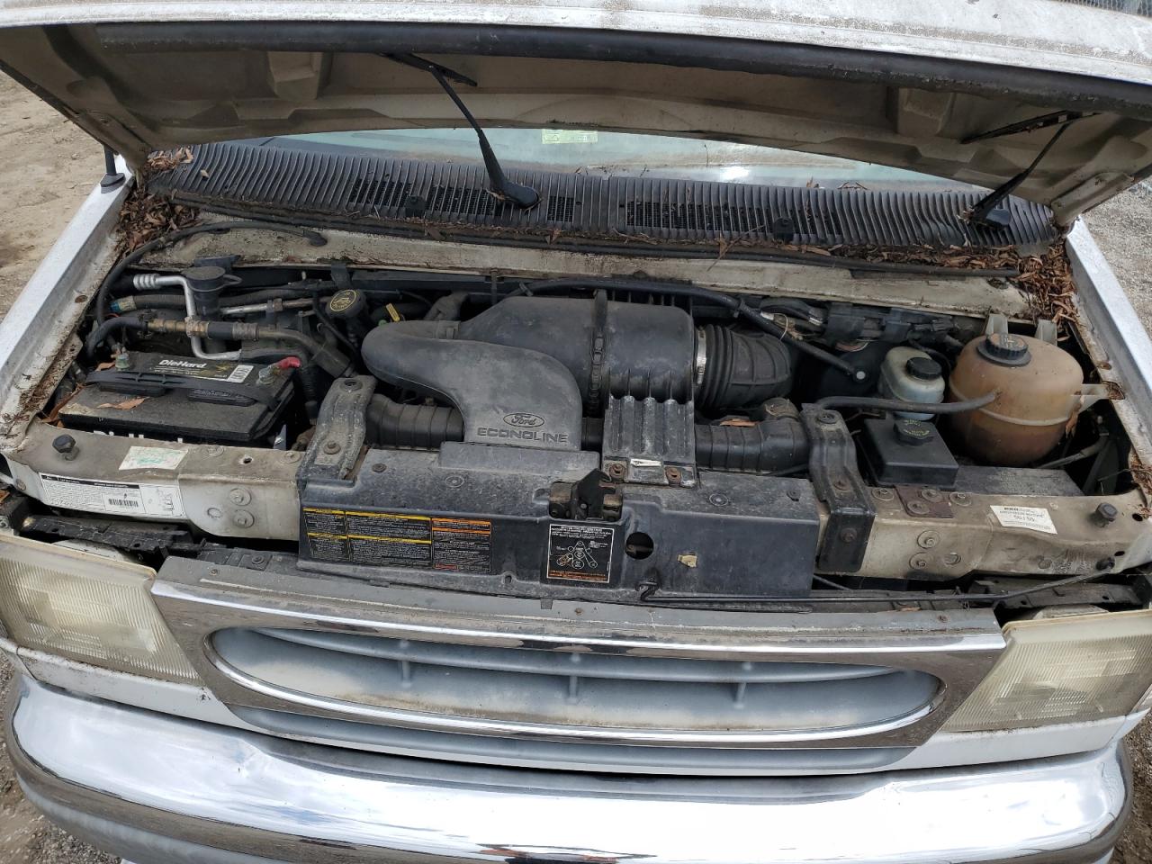 2000 Ford Econoline E250 Van VIN: 1FDNS24L8YHB85570 Lot: 63921544