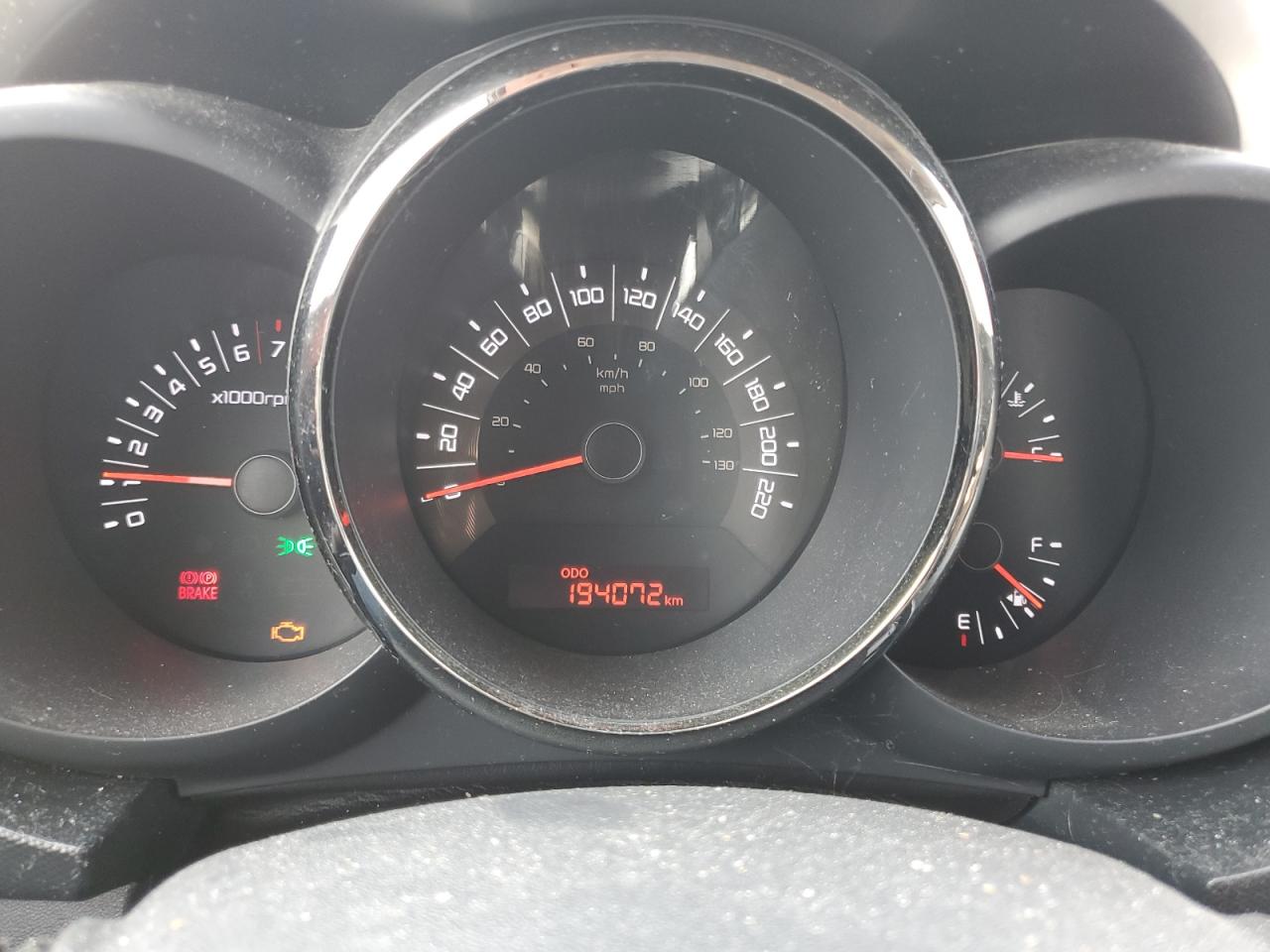 2011 Kia Soul + VIN: KNDJT2A22B7203344 Lot: 65438404