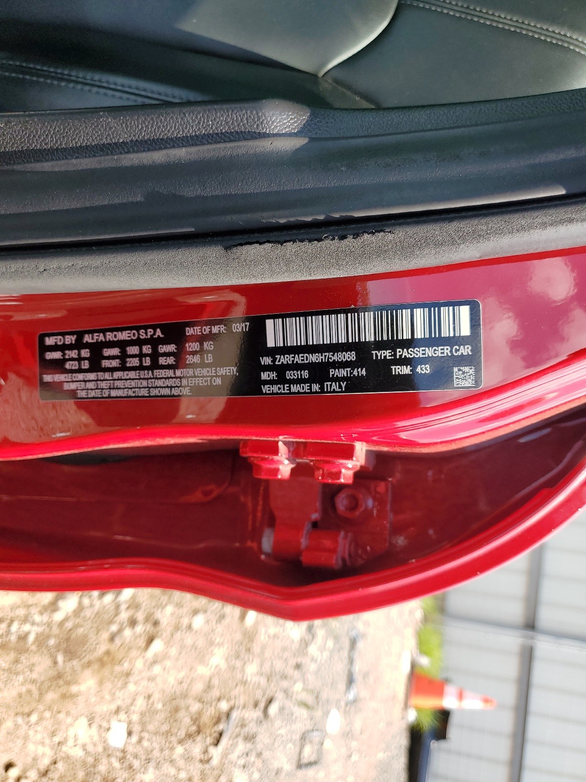 ZARFAEDN6H7548068 2017 Alfa Romeo Giulia Q4