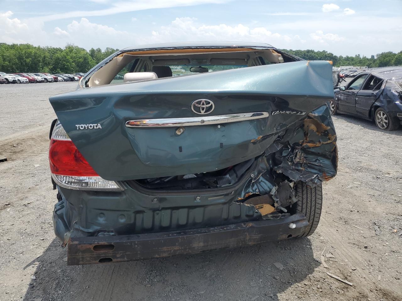 2005 Toyota Camry Le VIN: 4T1BE32K85U078466 Lot: 62250284