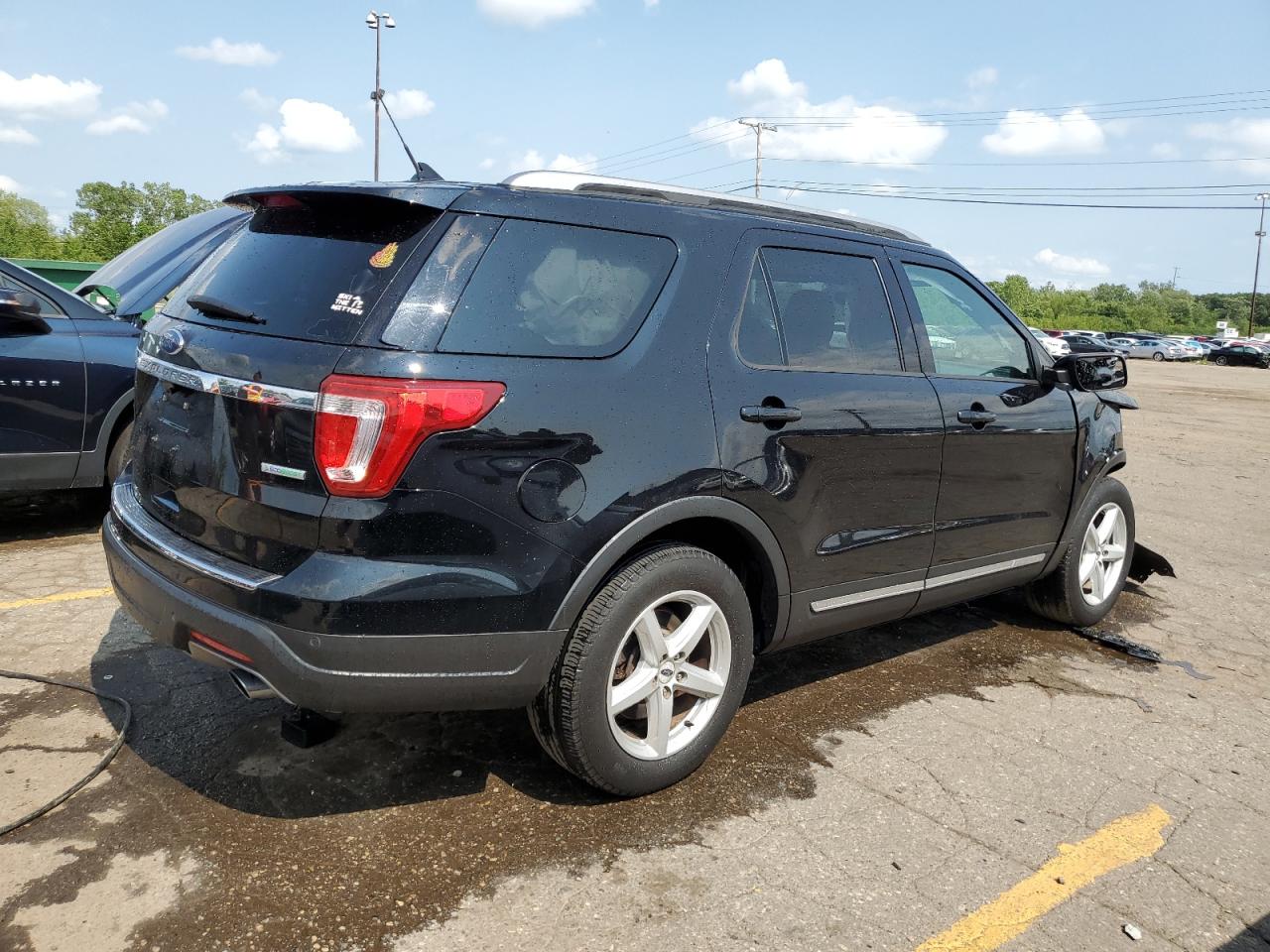 VIN 1FM5K7DH2JGB64346 2018 FORD EXPLORER no.3