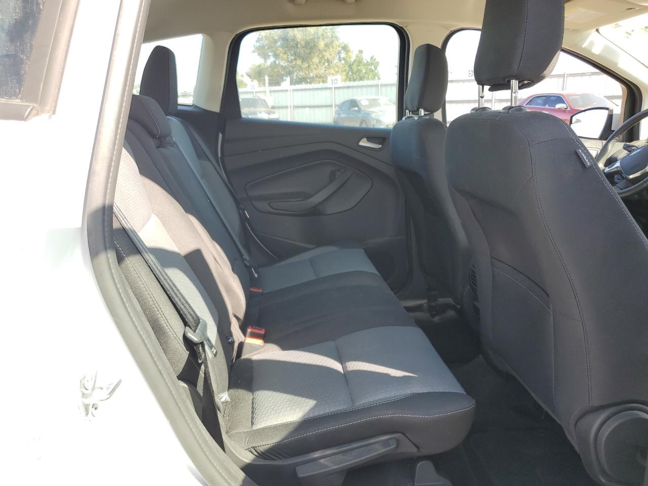 2018 Ford C-Max Se VIN: 1FADP5AU7JL105541 Lot: 63716064