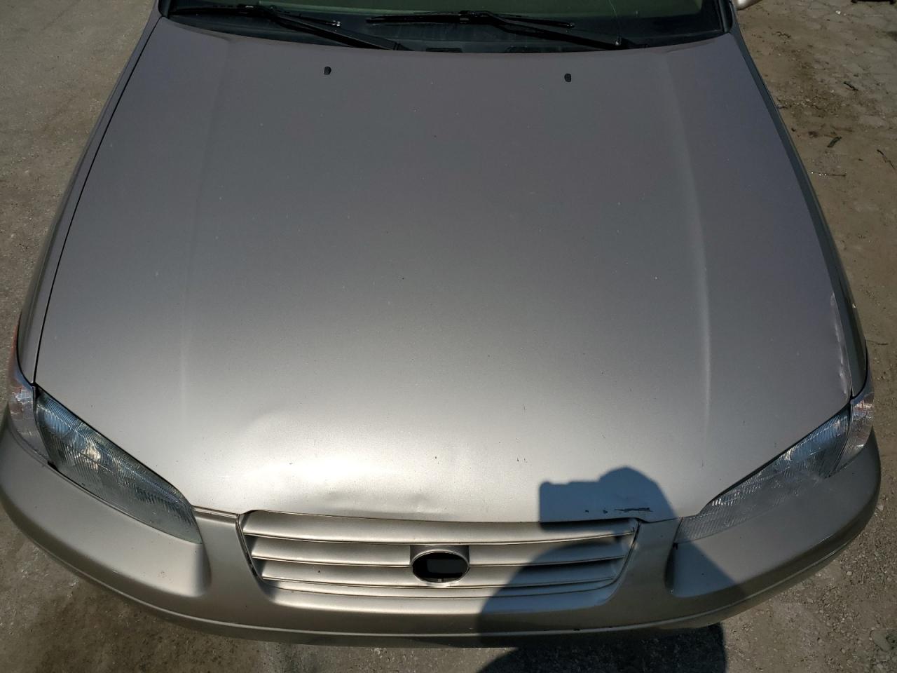 1999 Toyota Camry Ce VIN: 4T1BG22K9XU404699 Lot: 64455744