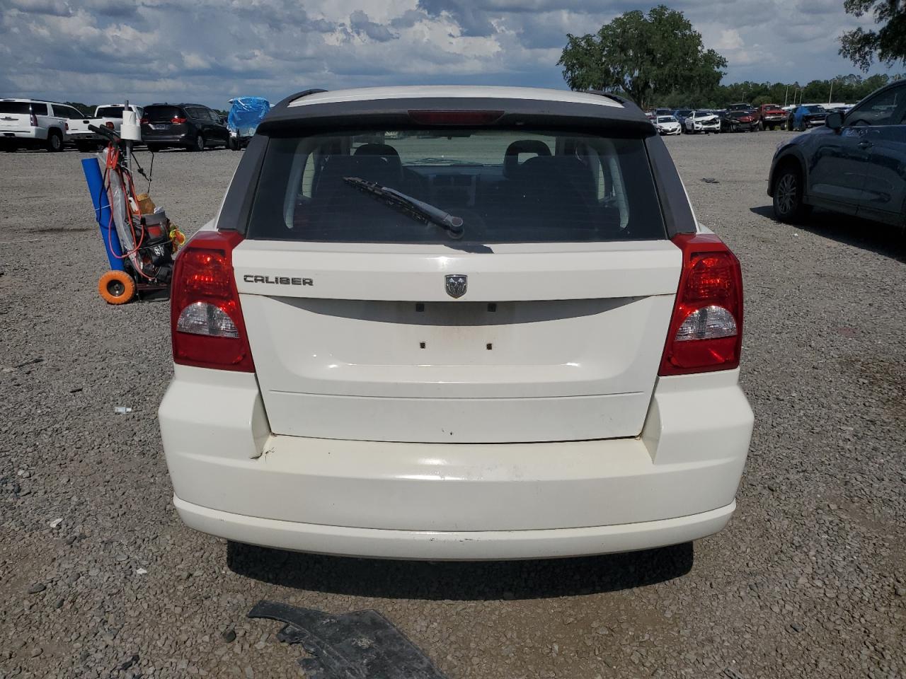 2008 Dodge Caliber VIN: 1B3HB28B88D738665 Lot: 64220134