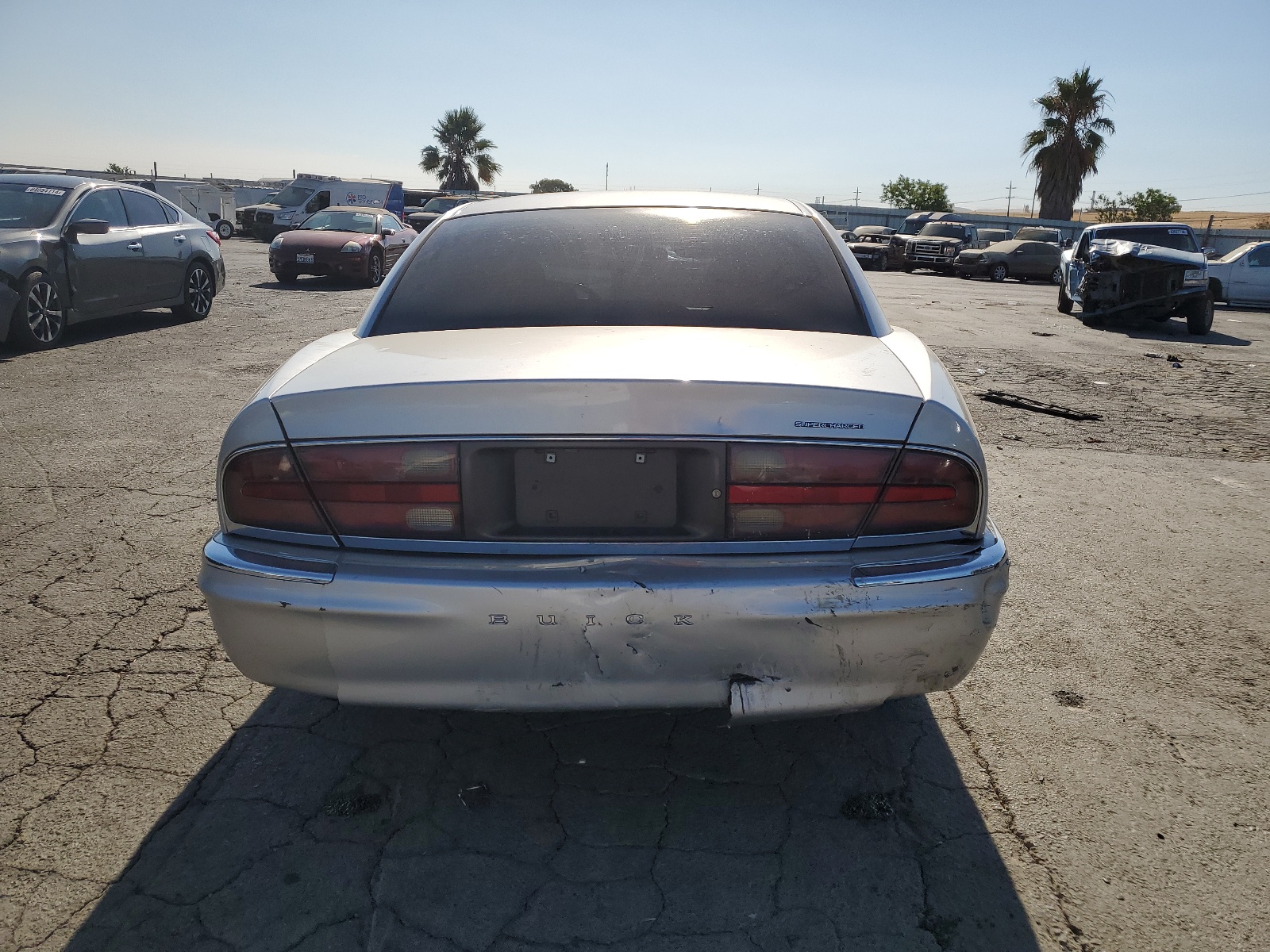 1G4CU541XY4230145 2000 Buick Park Avenue Ultra