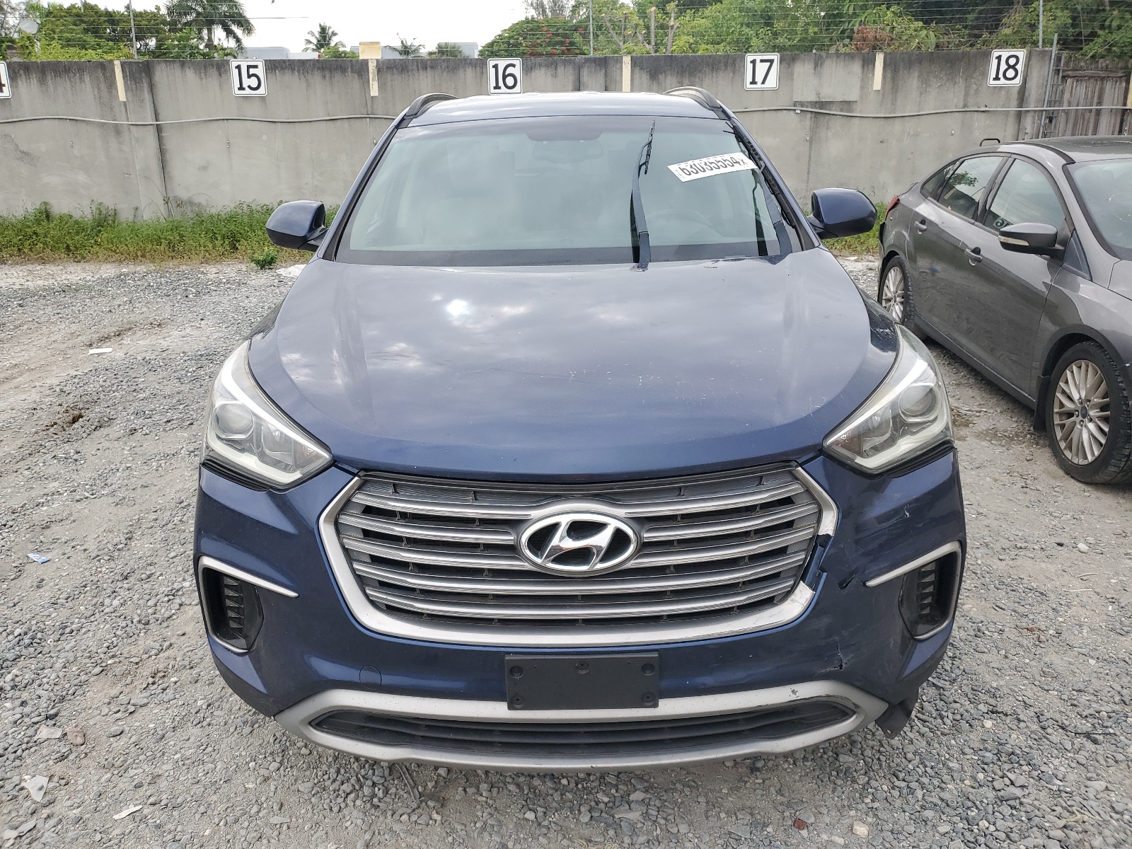 2017 Hyundai Santa Fe Se vin: KM8SM4HF4HU181228