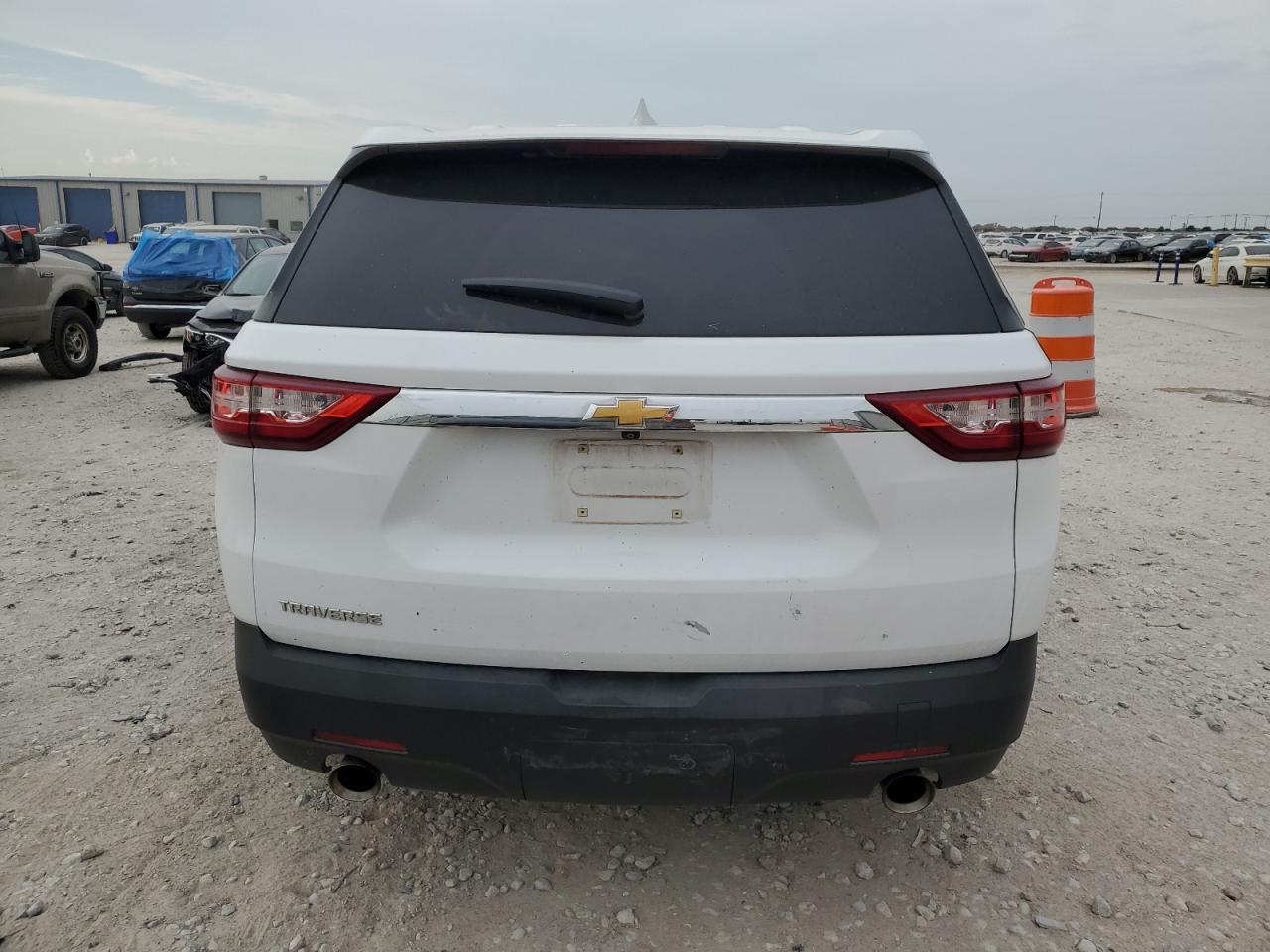 2021 Chevrolet Traverse Ls VIN: 1GNERFKW2MJ132880 Lot: 63409244