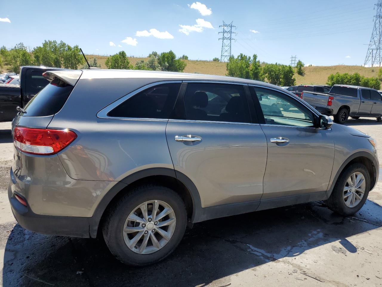 2016 Kia Sorento - Image 3