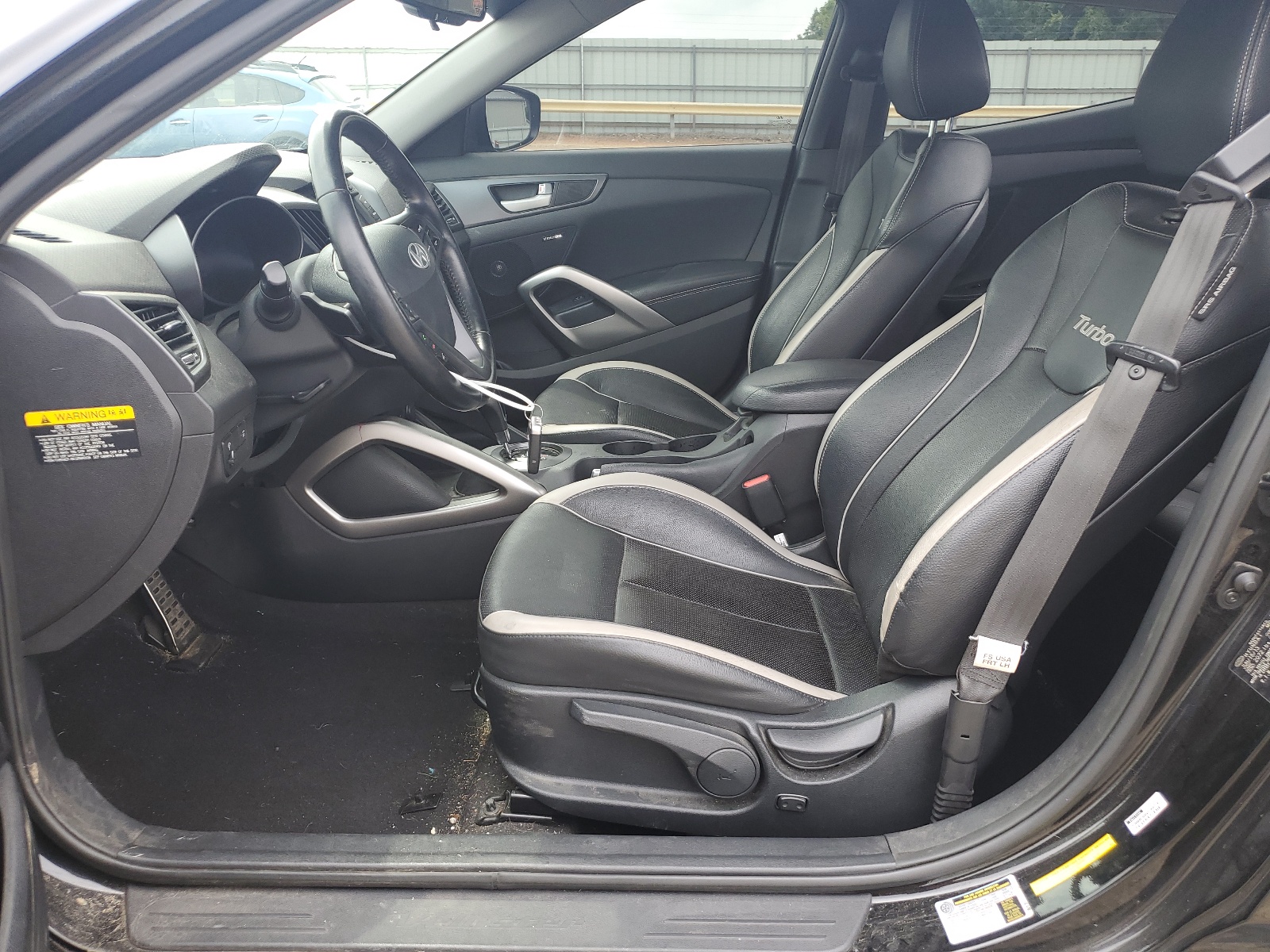 KMHTC6AE9DU163113 2013 Hyundai Veloster Turbo