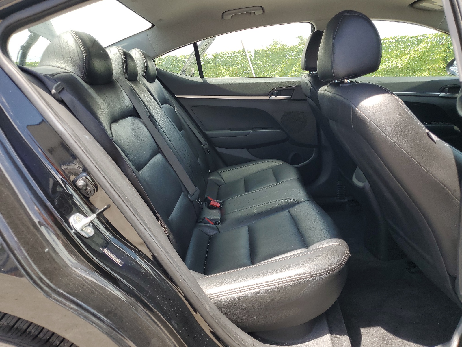 5NPD74LF5KH440984 2019 Hyundai Elantra Se