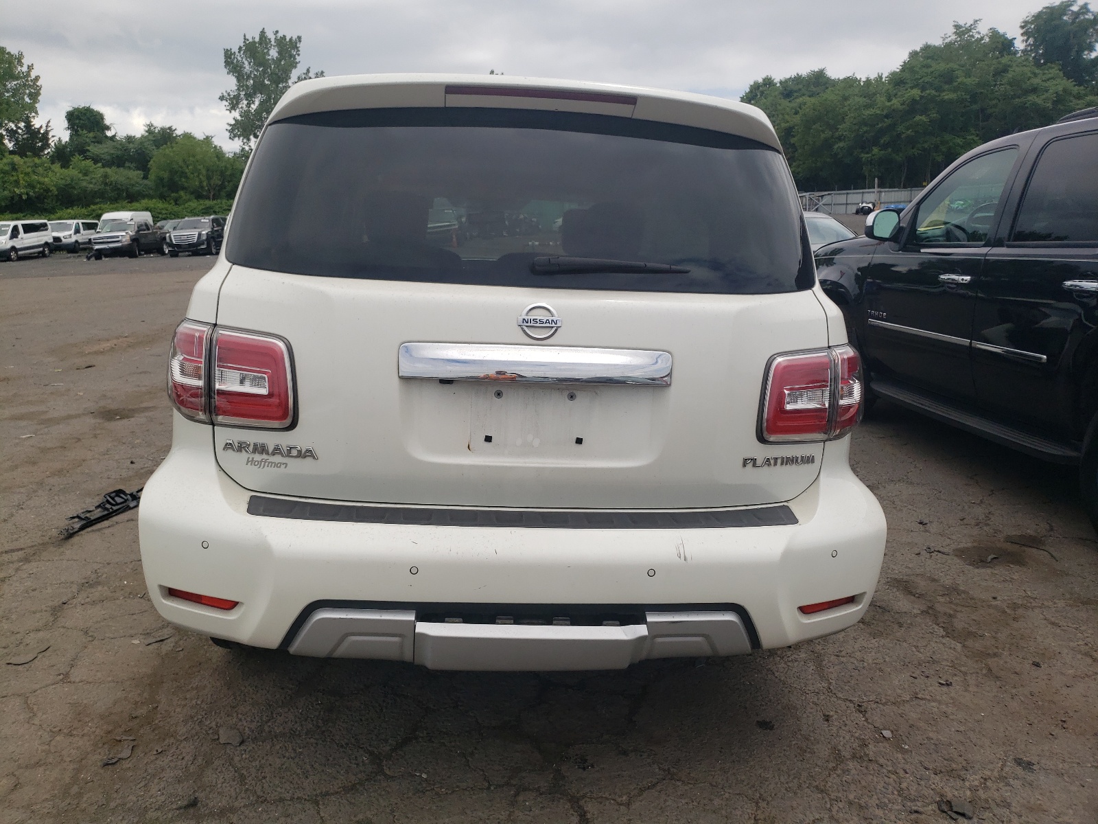 JN8AY2NE7J9732236 2018 Nissan Armada Platinum