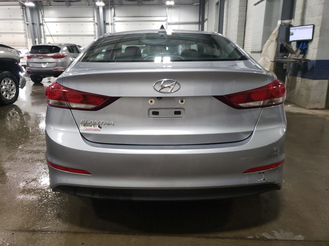 2017 Hyundai Elantra - Image 6