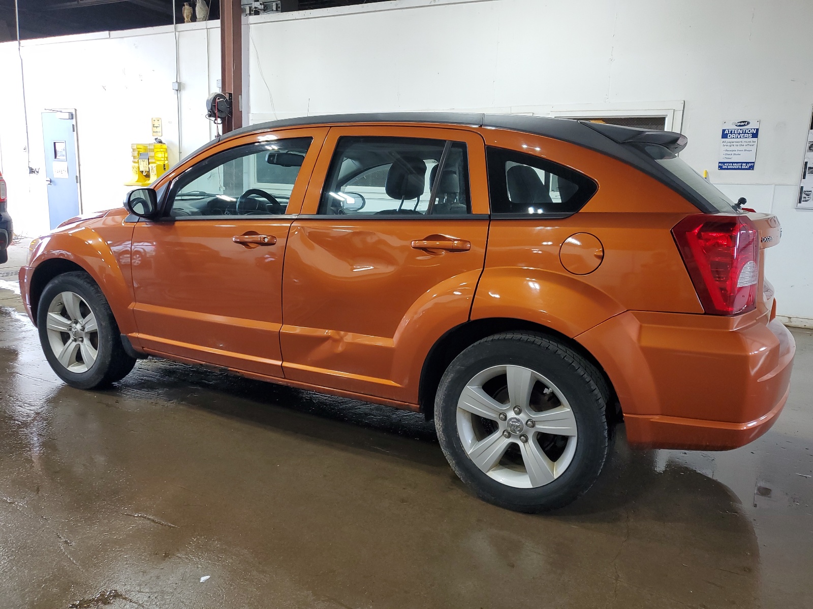 1B3CB9HB4BD255426 2011 Dodge Caliber Uptown