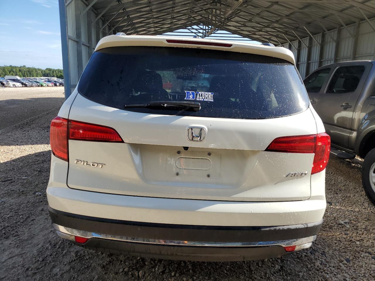 2018 Honda Pilot Touring VIN: 5FNYF6H94JB003526 Lot: 63622494