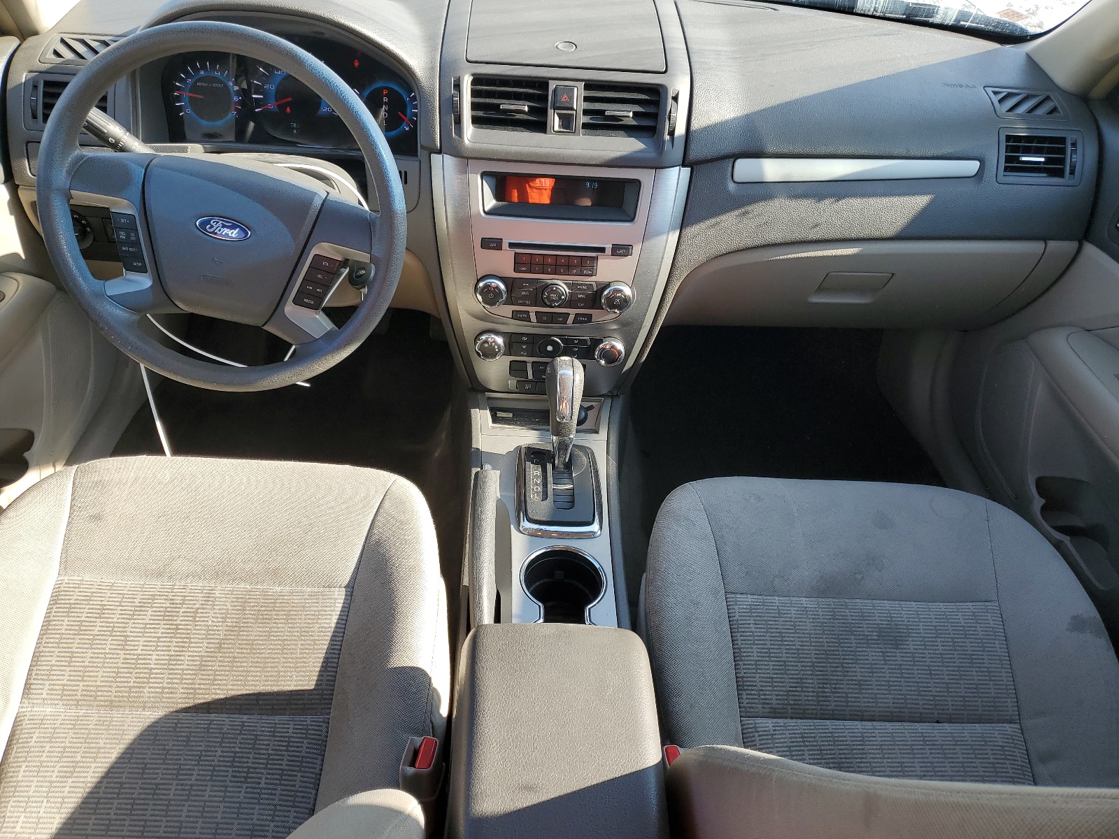 3FAHP0HA8BR117989 2011 Ford Fusion Se