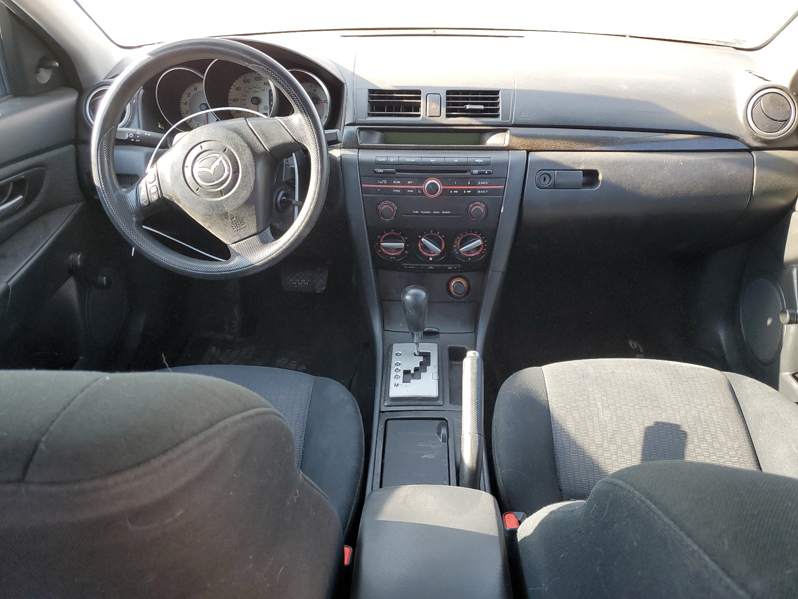 JM1BK12F371646356 2007 Mazda 3 I