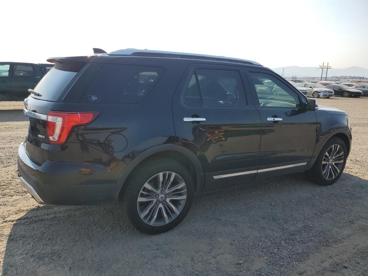 1FM5K8HT5GGA56137 2016 Ford Explorer Platinum