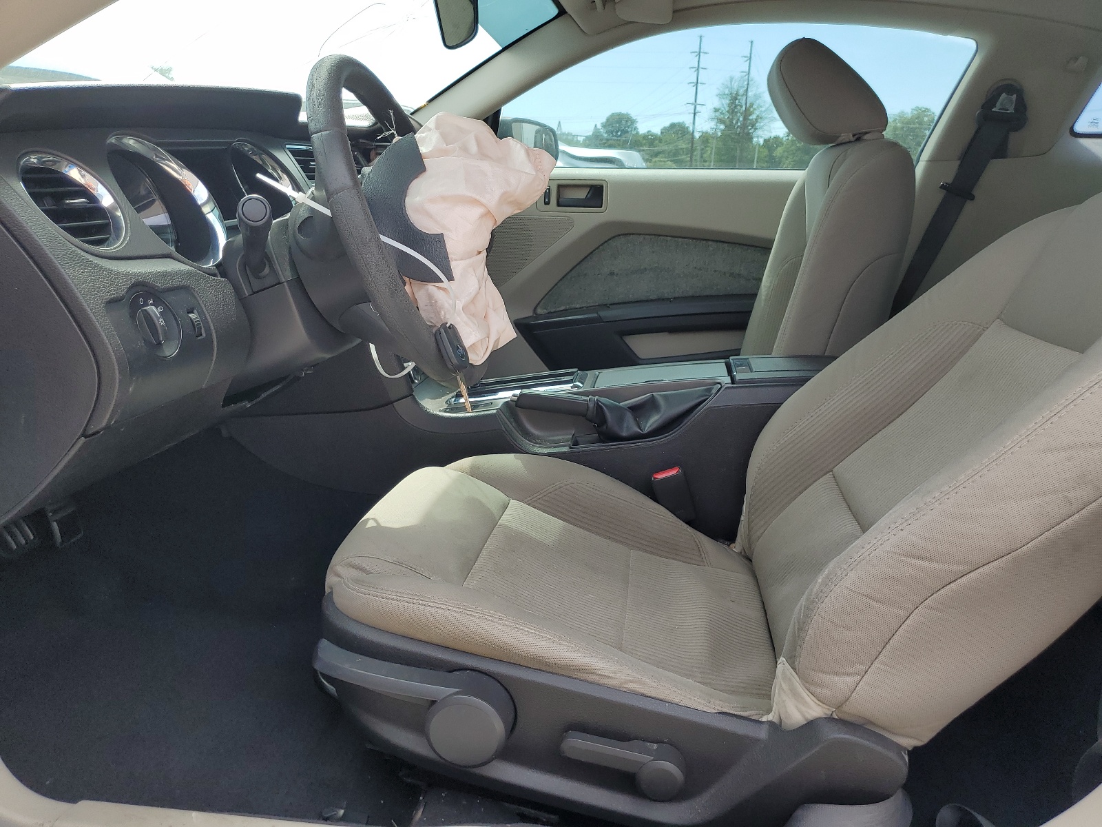 1ZVBP8AN6A5145011 2010 Ford Mustang