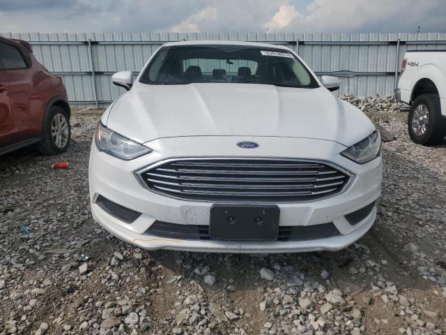  FORD FUSION 2018 Белы