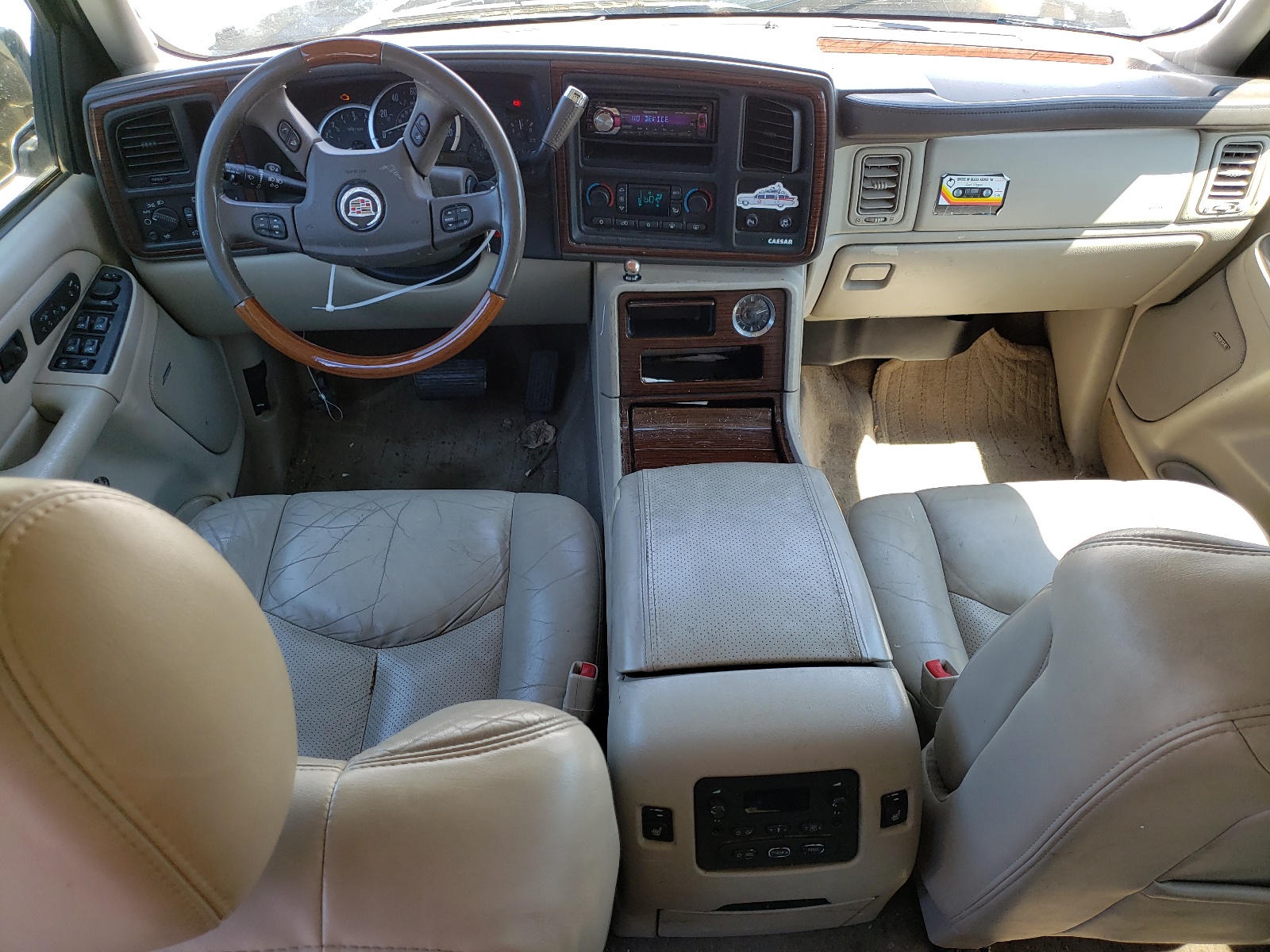 1GYEK63NX4R277261 2004 Cadillac Escalade Luxury