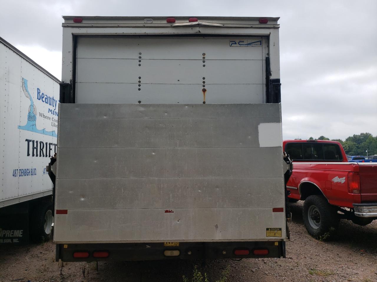 2002 Ford Econoline E350 Super Duty Cutaway Van VIN: 1FDWE35F42HB11452 Lot: 59829374