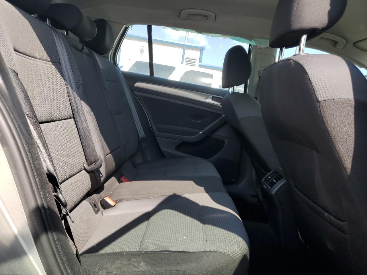 2016 Volkswagen Golf S VIN: 3VW117AU3GM060676 Lot: 64019824