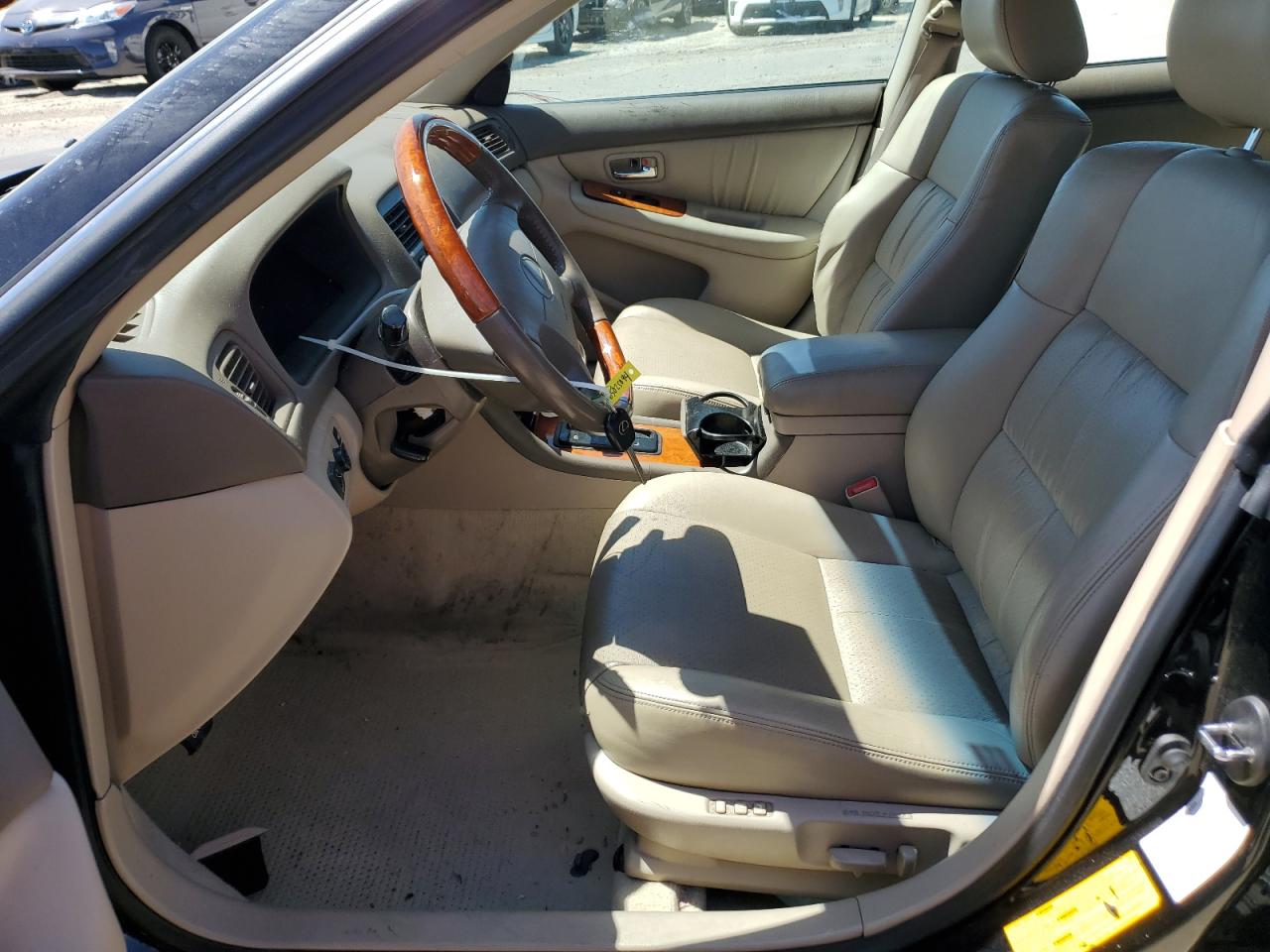 2001 Lexus Es 300 VIN: JT8BF28G610318970 Lot: 65025094