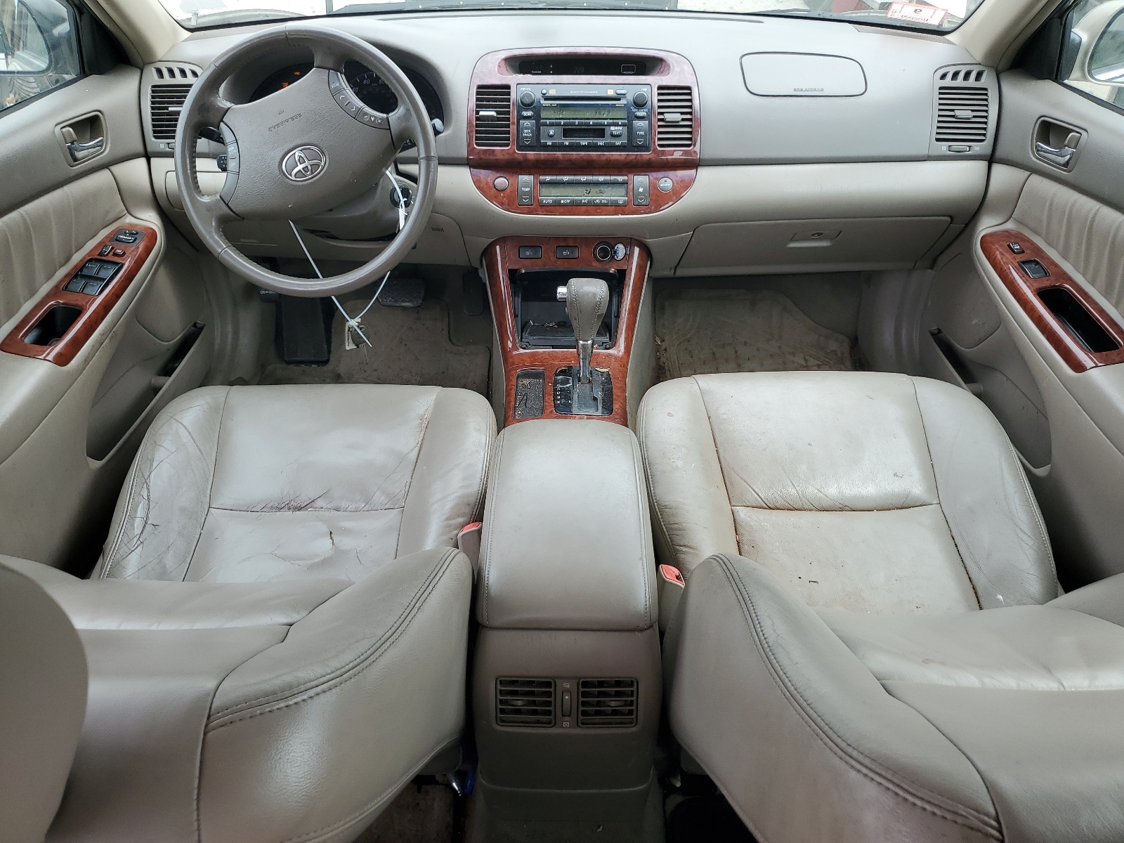 4T1BF30K45U615446 2005 Toyota Camry Le