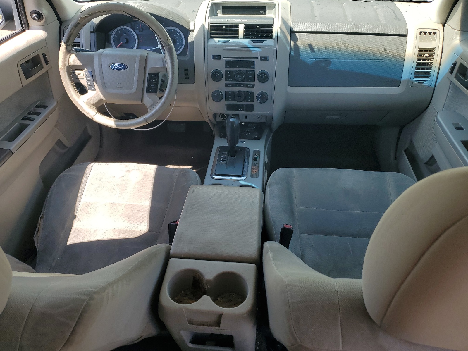 1FMCU0D78AKD07040 2010 Ford Escape Xlt