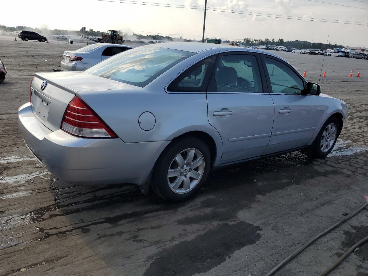 2005 Mercury Montego Luxury VIN: 1MEFM40185G607386 Lot: 63111464