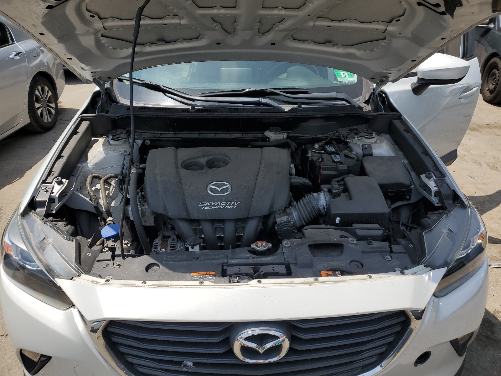 JM1DKFB76J0316612 2018 Mazda Cx-3 Sport