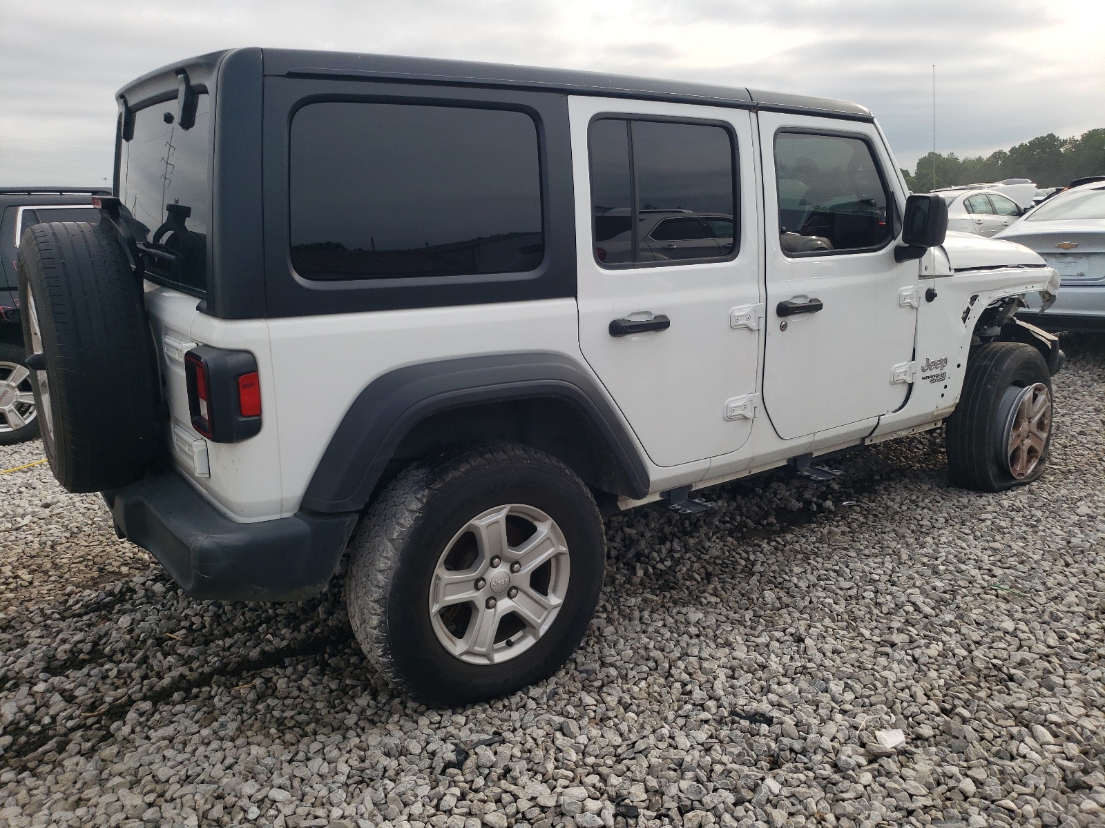 2018 Jeep Wrangler Unlimited Sport vin: 1C4HJXDG2JW319026