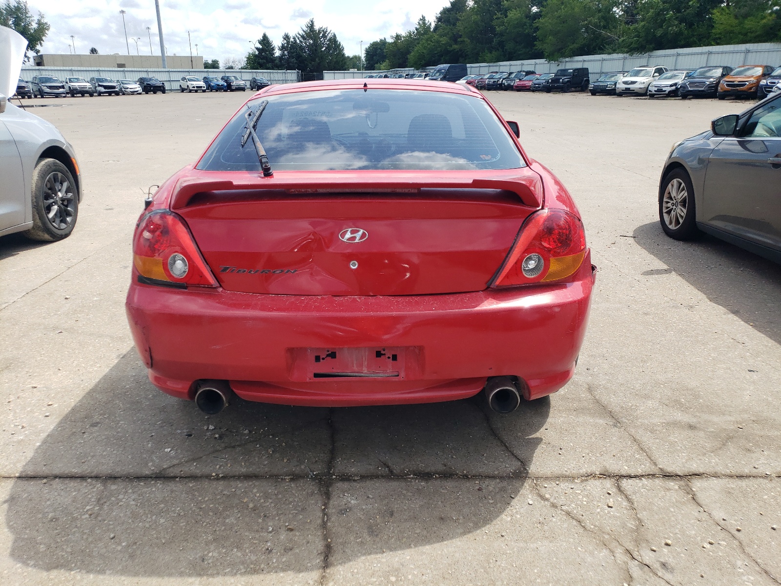 KMHHM65D93U099044 2003 Hyundai Tiburon