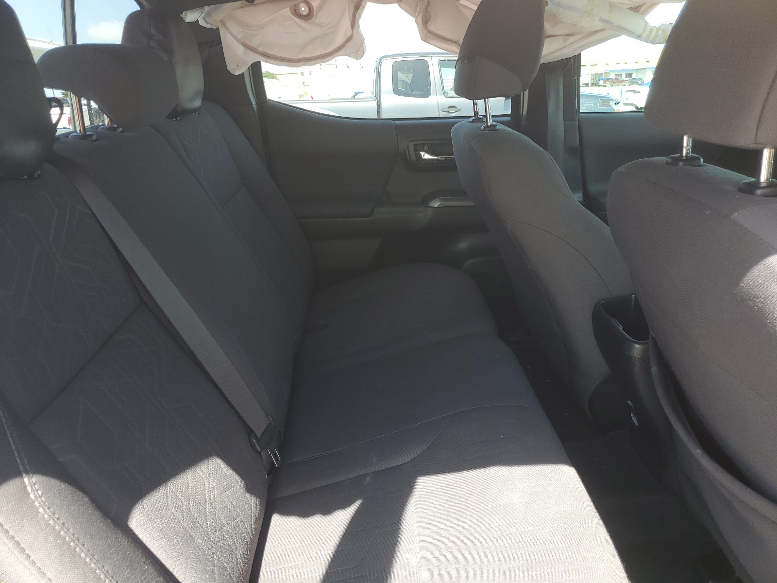 5TFCZ5AN8HX114177 2017 Toyota Tacoma Double Cab