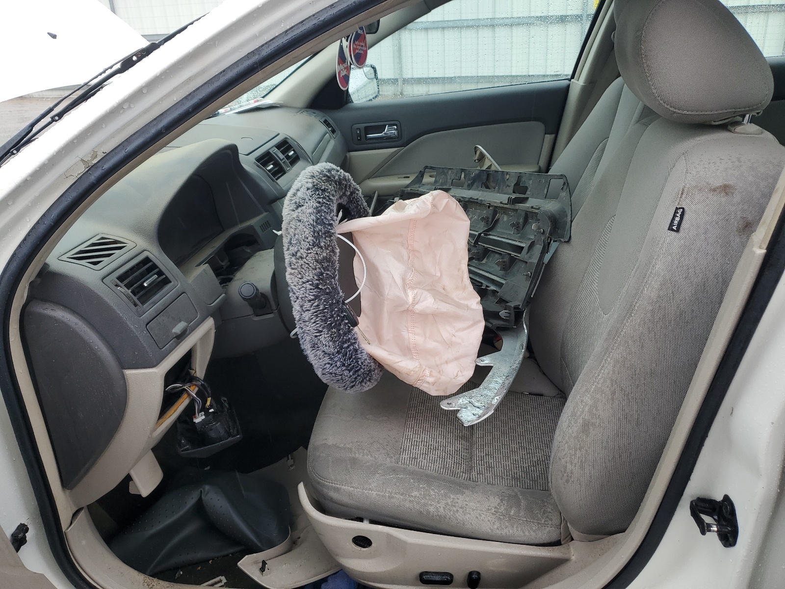 3FAHP0HA2BR345597 2011 Ford Fusion Se