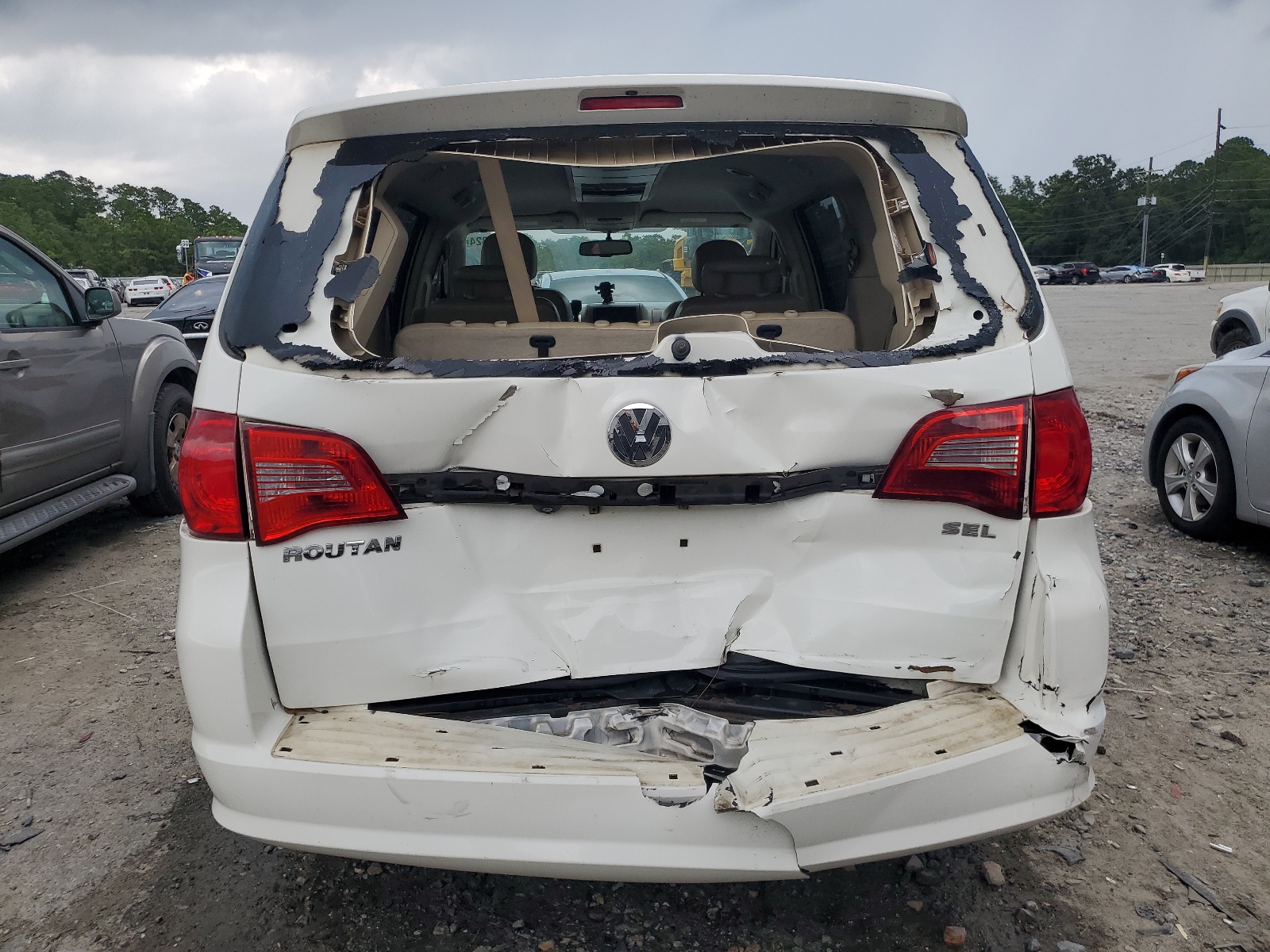 2V8HW54X39R595651 2009 Volkswagen Routan Sel