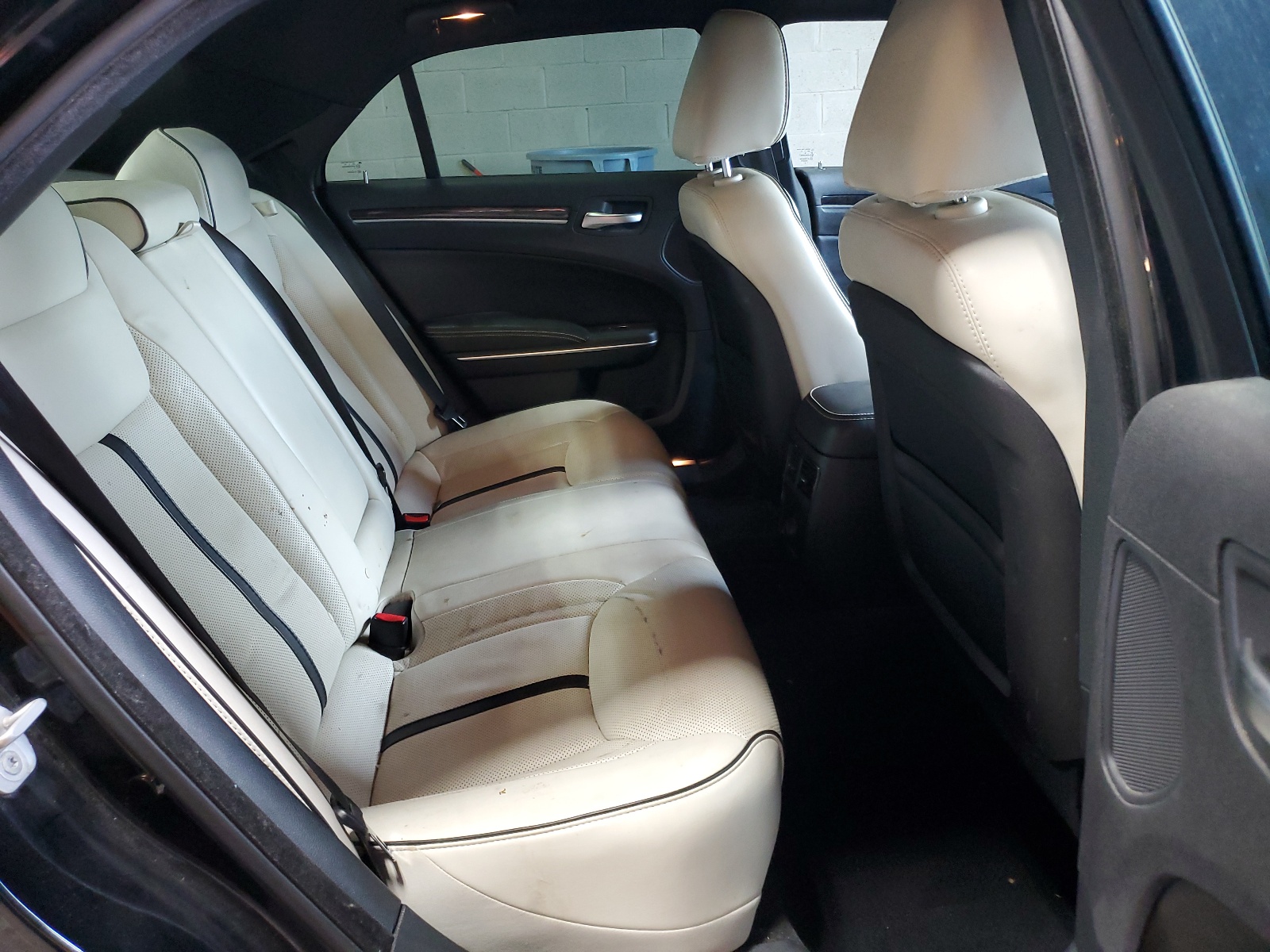 2C3CCAAG9DH697664 2013 Chrysler 300