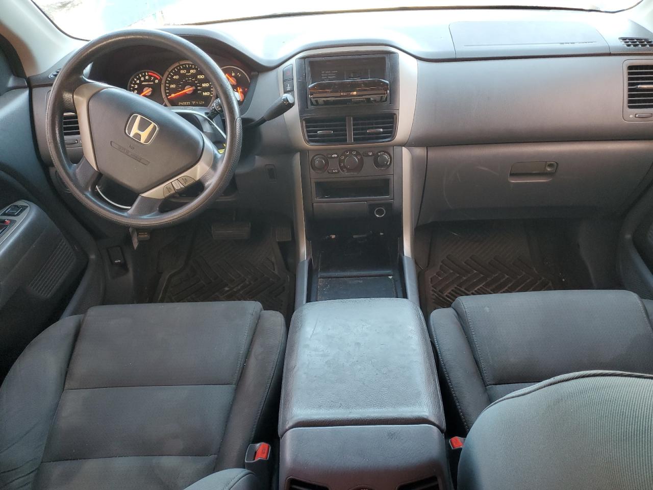 2007 Honda Pilot Lx VIN: 5FNYF18147B017920 Lot: 61641194