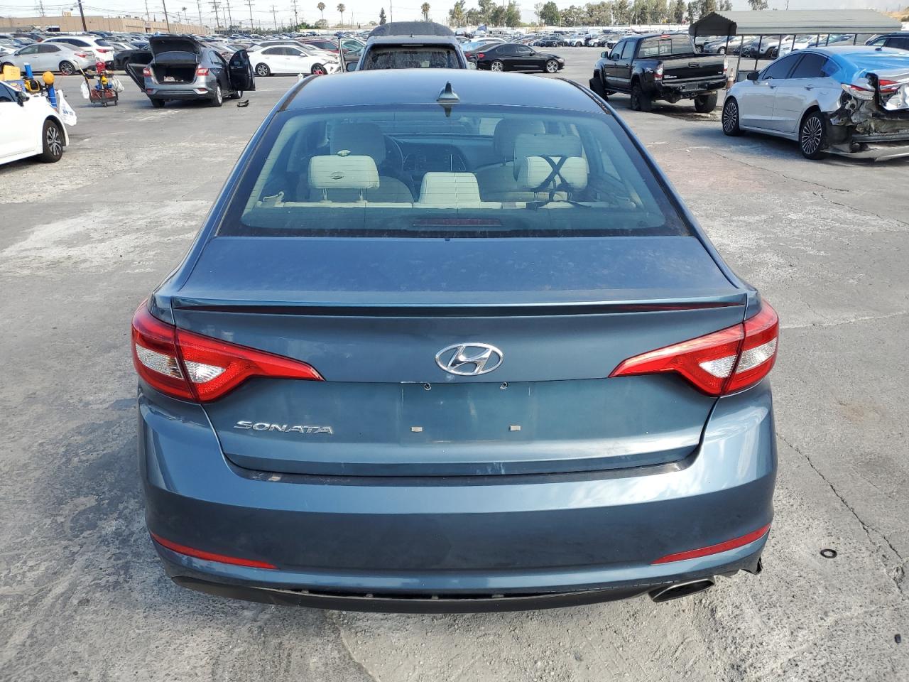 2015 Hyundai Sonata Se VIN: 5NPE24AF5FH255362 Lot: 63828984
