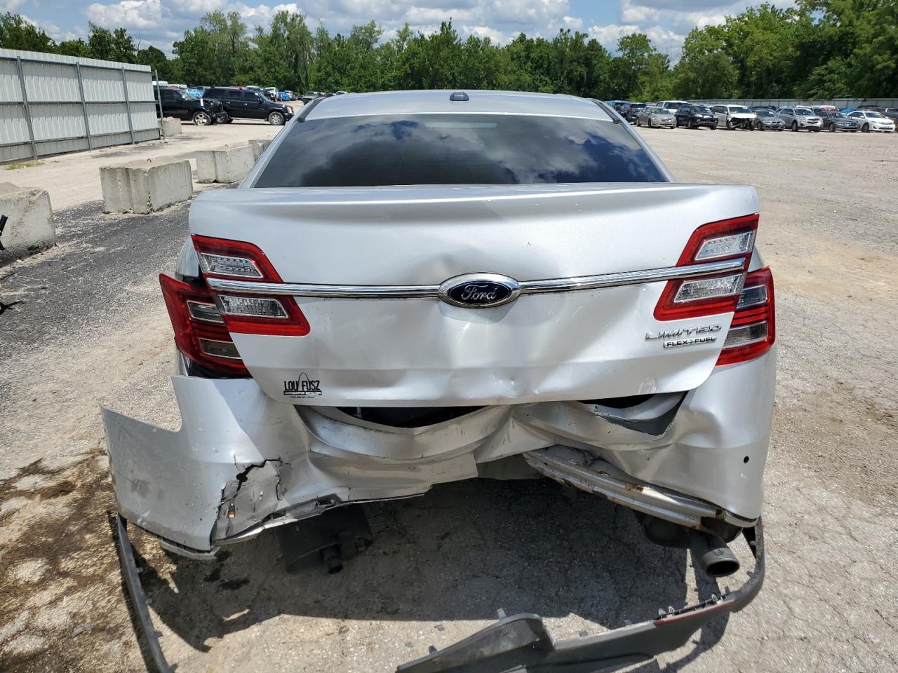 2015 Ford Taurus Limited VIN: 1FAHP2F89FG171388 Lot: 63231624