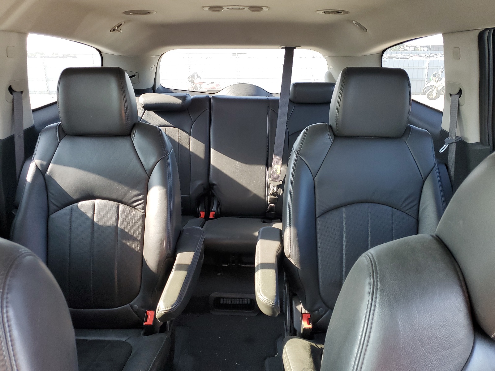 5GAKRCEDXBJ179075 2011 Buick Enclave Cxl