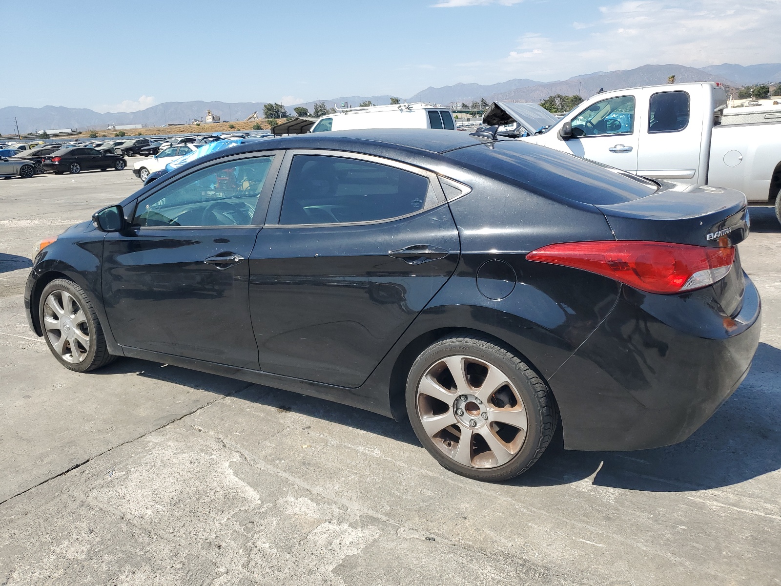 2012 Hyundai Elantra Gls vin: KMHDH4AE7CU257175