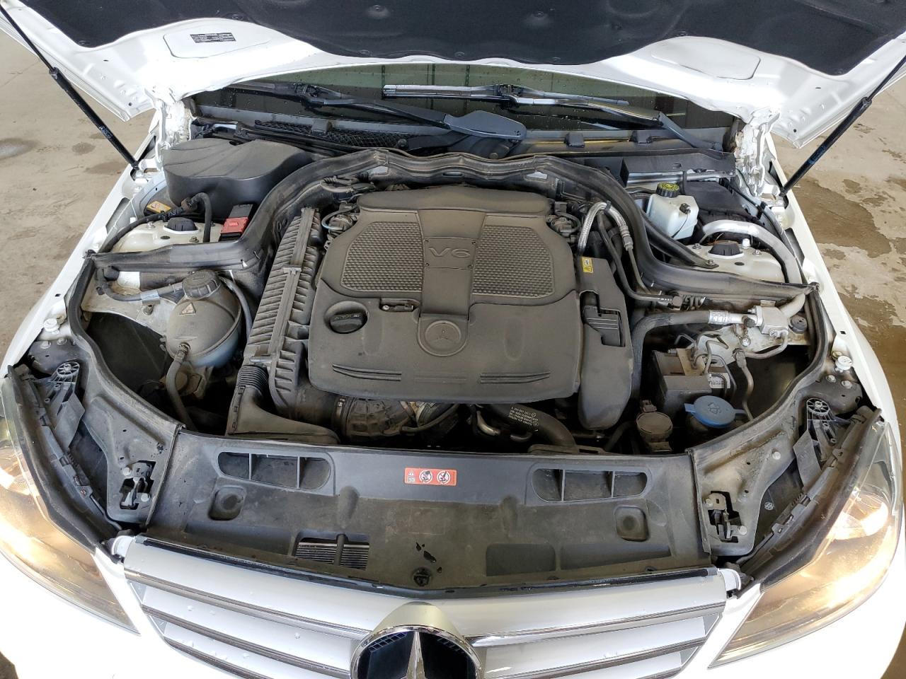 2013 Mercedes-Benz C 350 VIN: WDDGF5HB2DR271844 Lot: 61610124